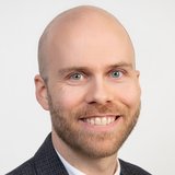 kari_finnsson_creditinfo_litur